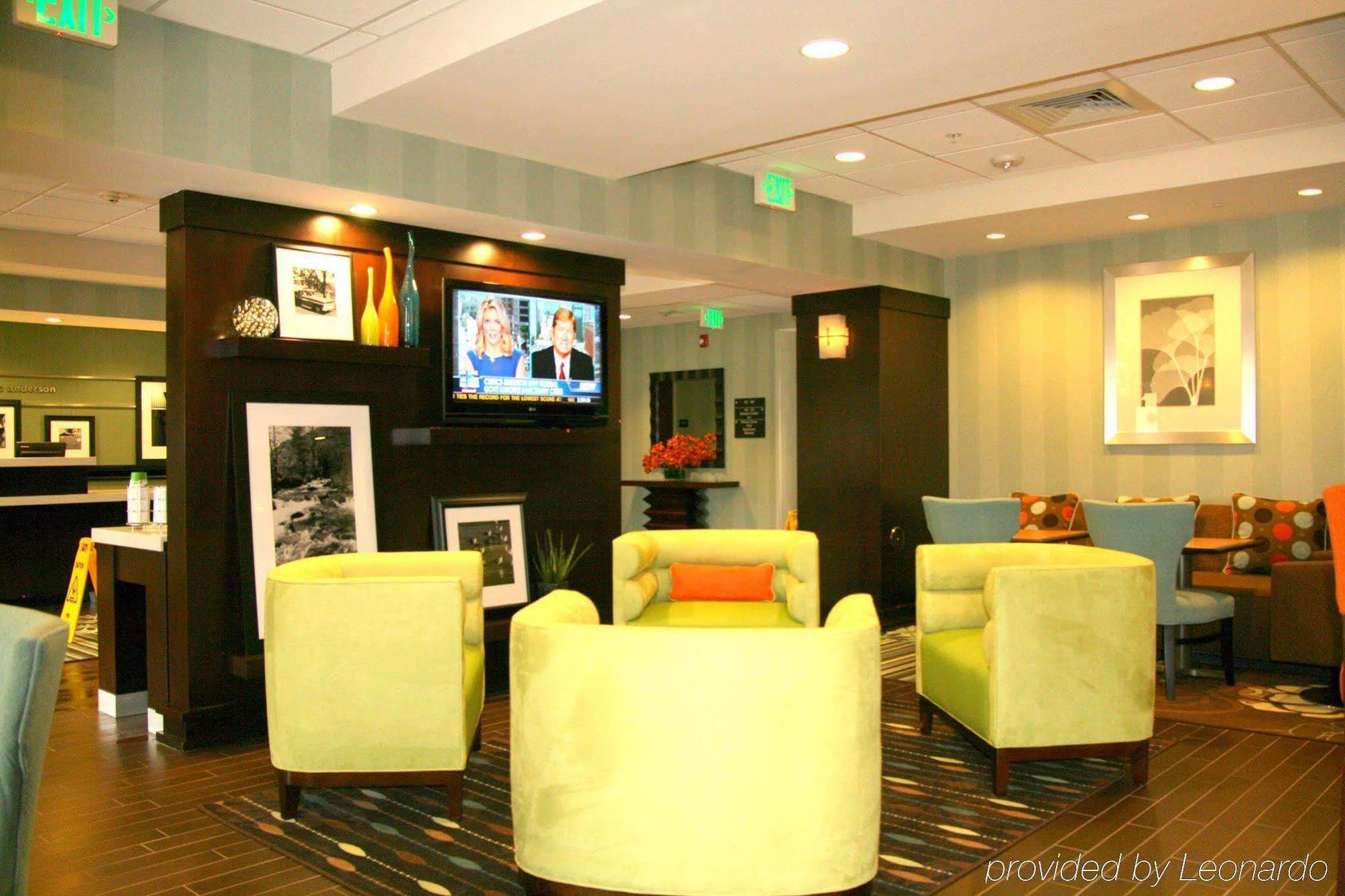 Hampton Inn Anderson/Alliance Business Park Beltér fotó
